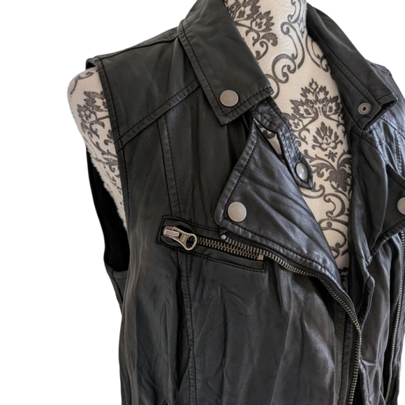 ROCK & REPUBLIC Moto Vest Grunge 90s Goth Rocker Women L Vegan Leather Black - Picture 6 of 13